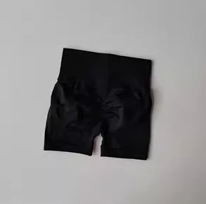 MOVA Dynamic Shorts